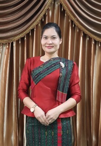 นางทิพรัตน์ ลอยหา